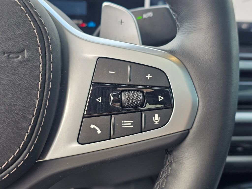 Used 2026 BMW X6 xDrive40i image 34