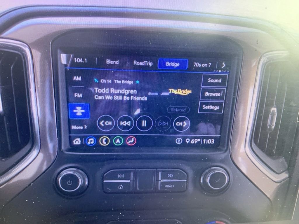 Used 2020 Chevrolet Silverado 1500 High Country w/ Technology Package image 7