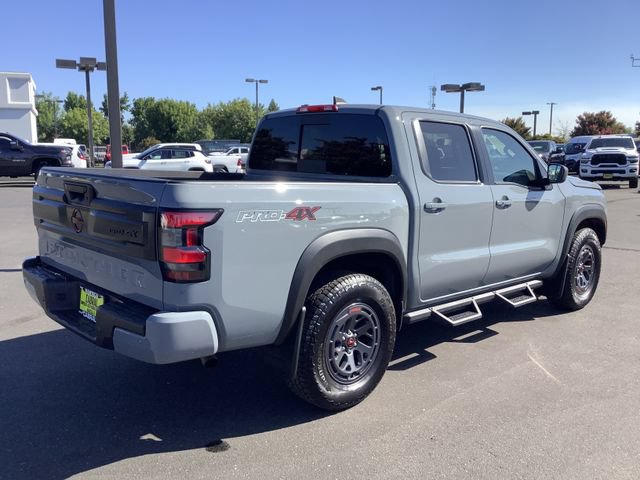 Used 2025 Nissan Frontier PRO-4X AWD/4WD image 30