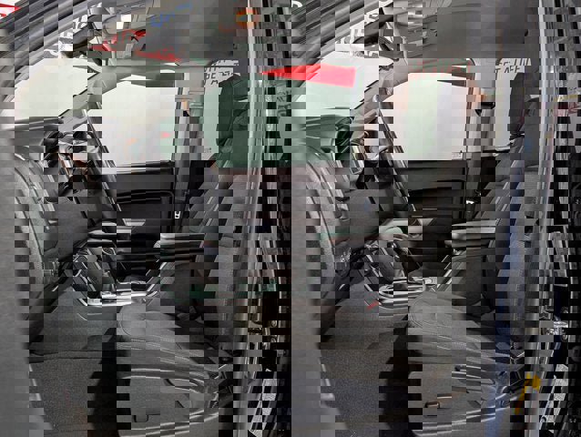 Used 2022 Chevrolet Colorado LT w/ LT Convenience Package image 18