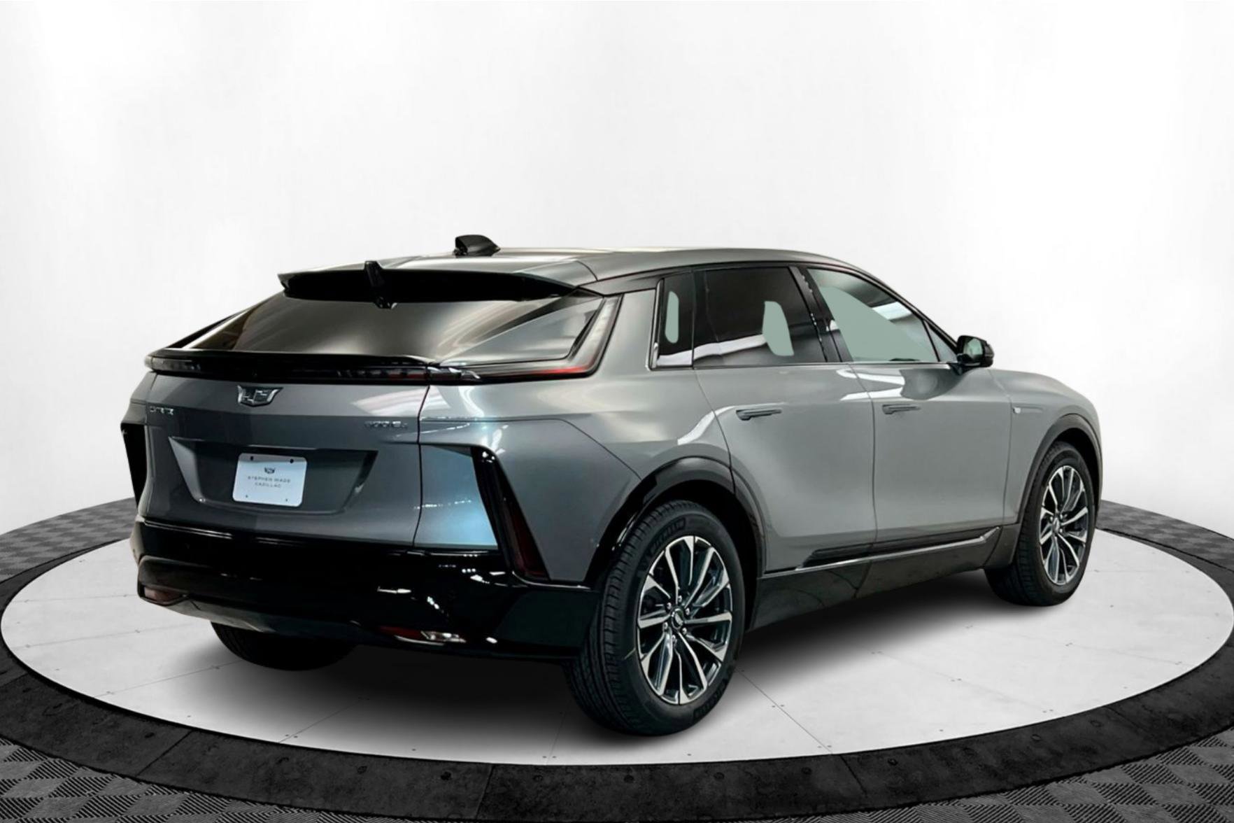 New 2025 Cadillac Lyriq Sport w/ LPO, Floor Liner Package image 6