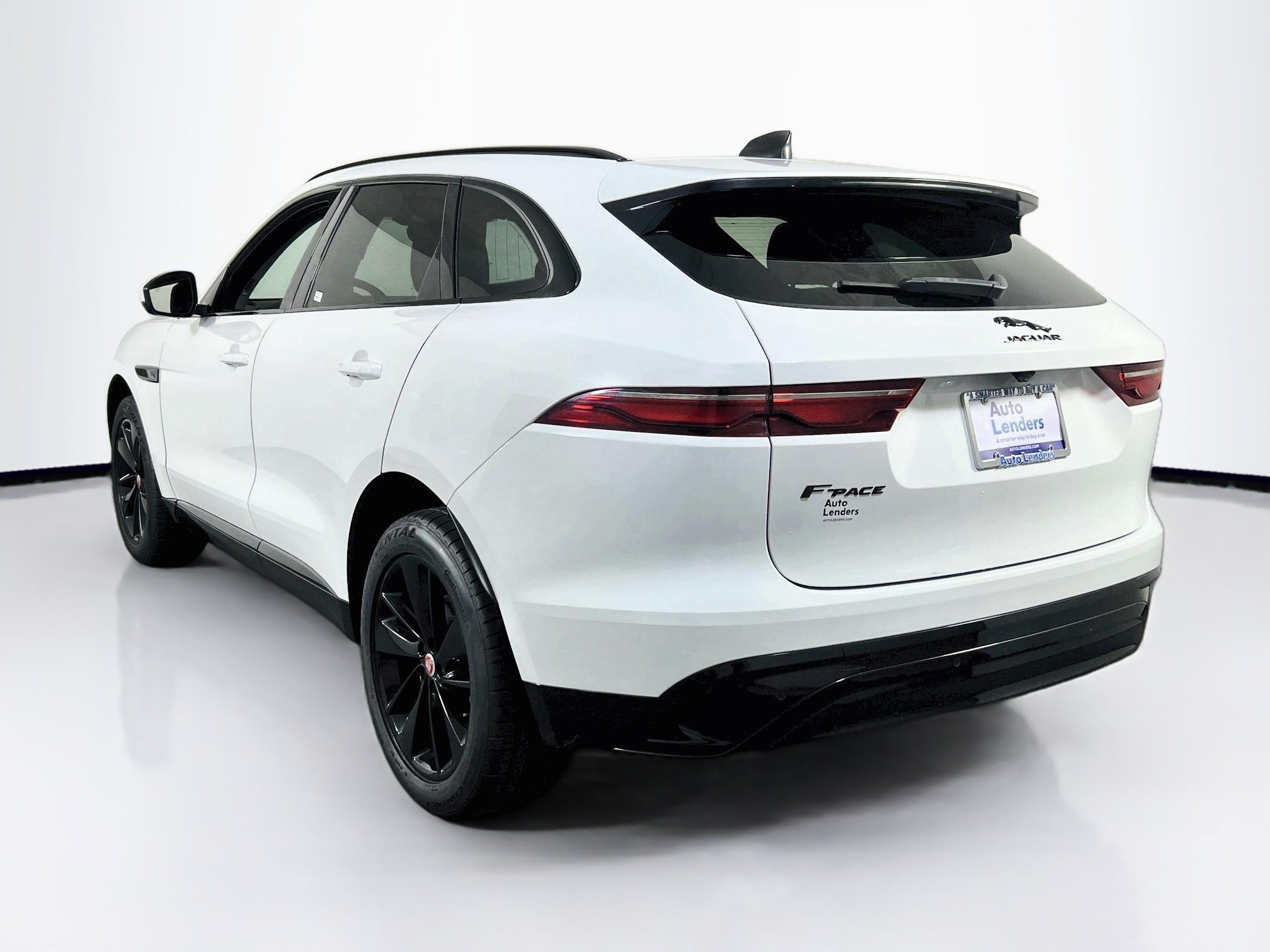 Used 2023 Jaguar F-PACE S AWD/4WD image 7