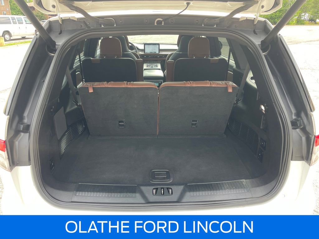 Certified 2021 Lincoln Aviator Grand Touring w/ Equipment Group 302A AWD/4WD image 28