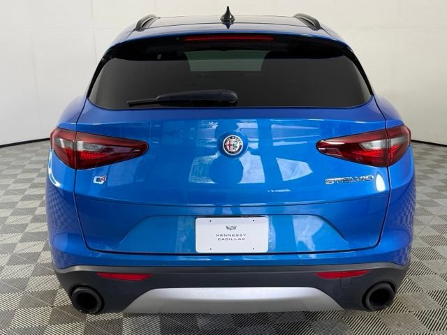 Used 2018 Alfa Romeo Stelvio Sport w/ Quick Order Package 22J Sport AWD/4WD image 8