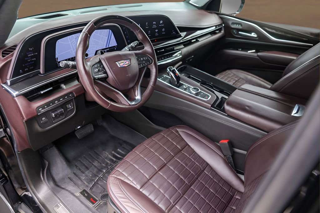Used 2022 Cadillac Escalade Sport Platinum w/ LPO, ONYX Package AWD/4WD image 10