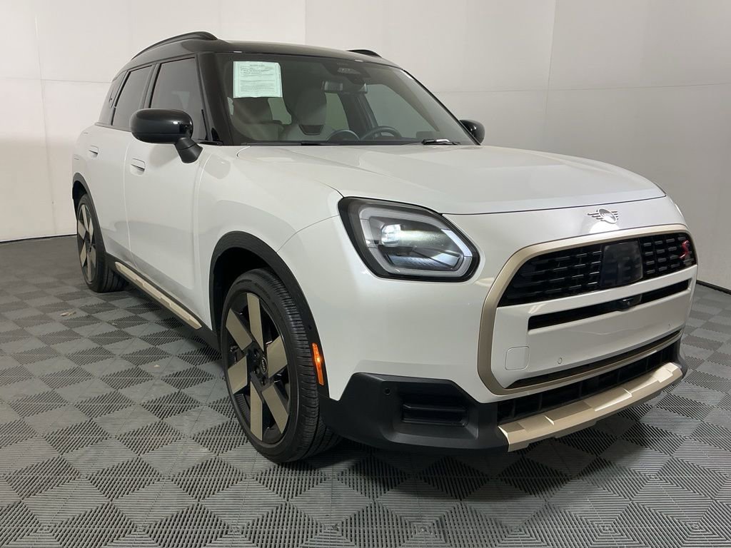 Certified 2025 MINI Cooper Countryman S AWD/4WD image 4