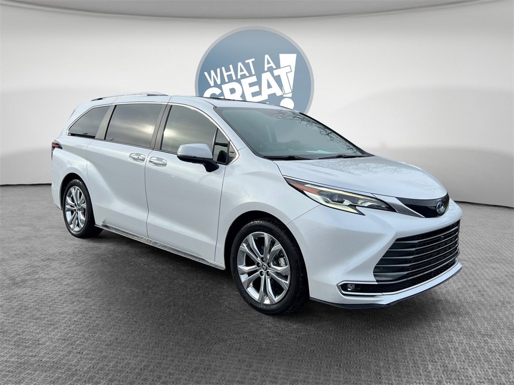 Used 2023 Toyota Sienna Platinum