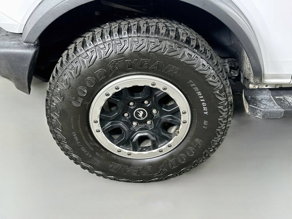 Used 2021 Ford Bronco Outer Banks w/ Sasquatch Package AWD/4WD image 8
