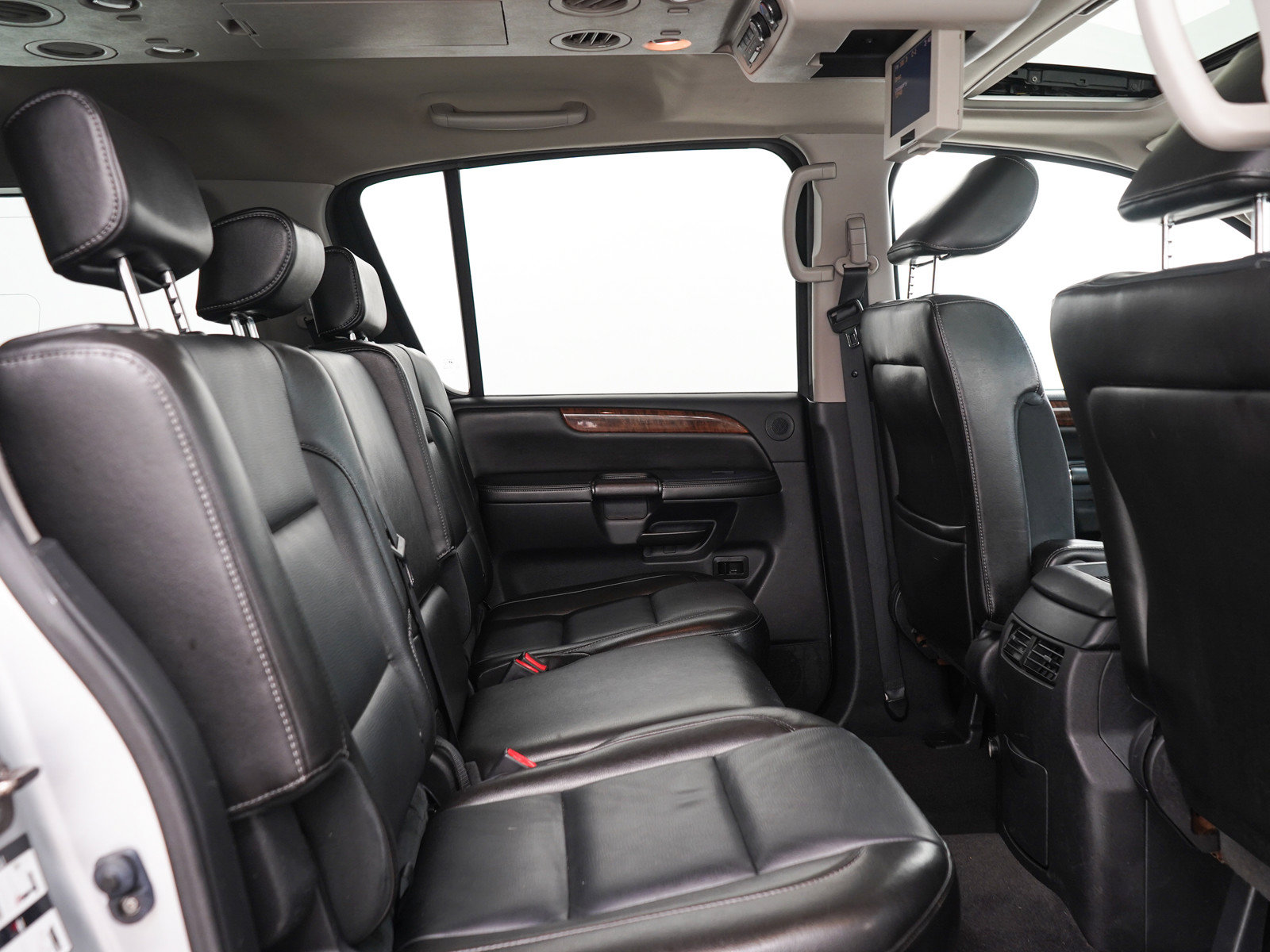 Used 2011 Nissan Armada SL w/ DVD FES Pkg AWD/4WD image 14
