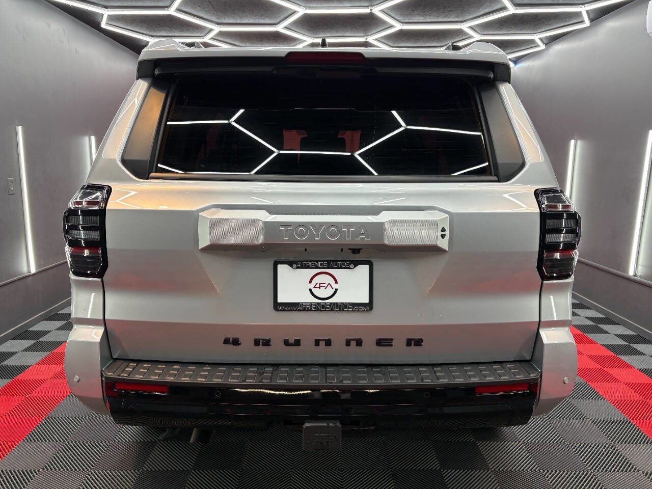 Used 2025 Toyota 4Runner TRD Sport Premium image 5