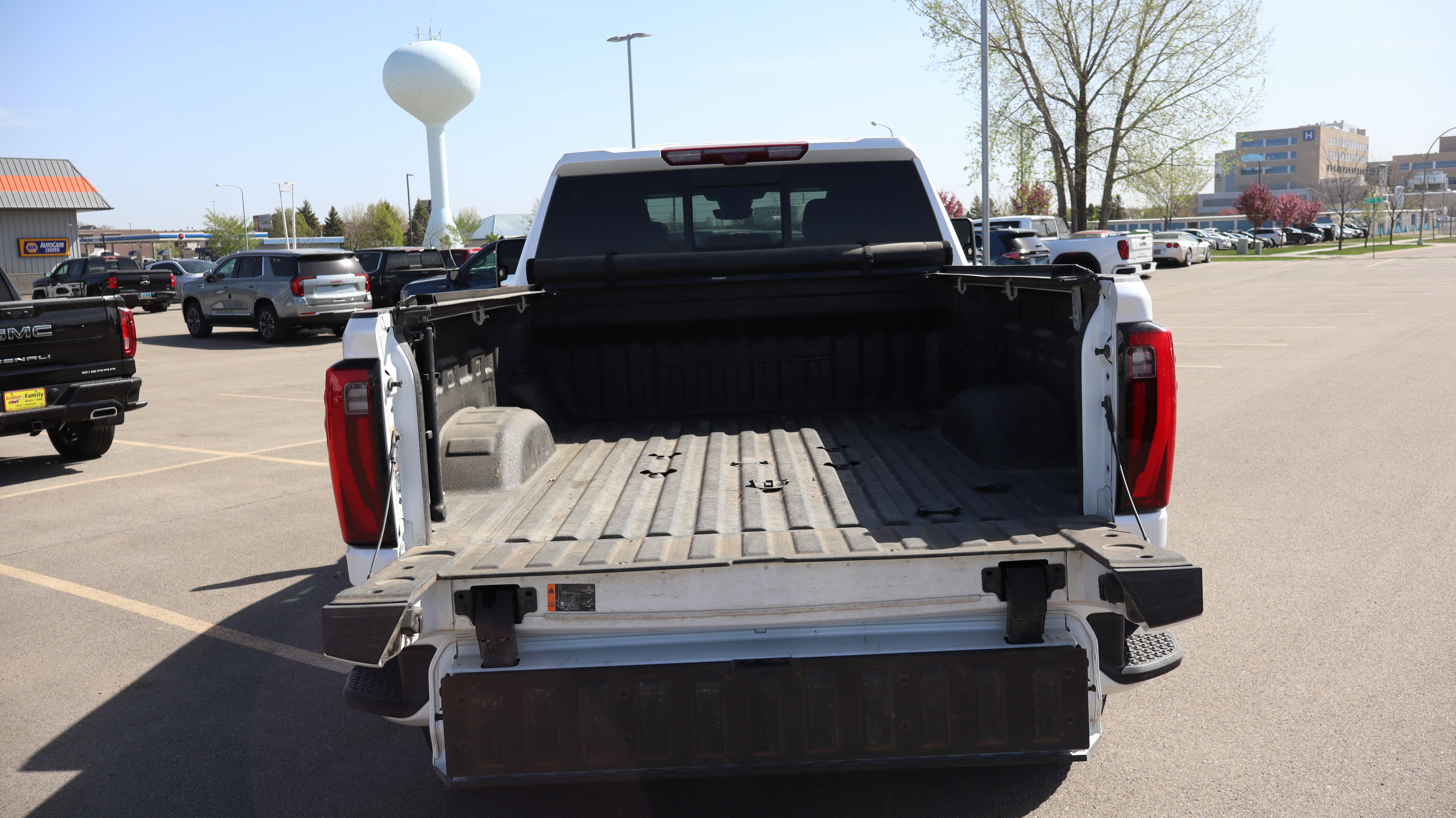 Certified 2024 GMC Sierra 3500 Denali Ultimate AWD/4WD image 16