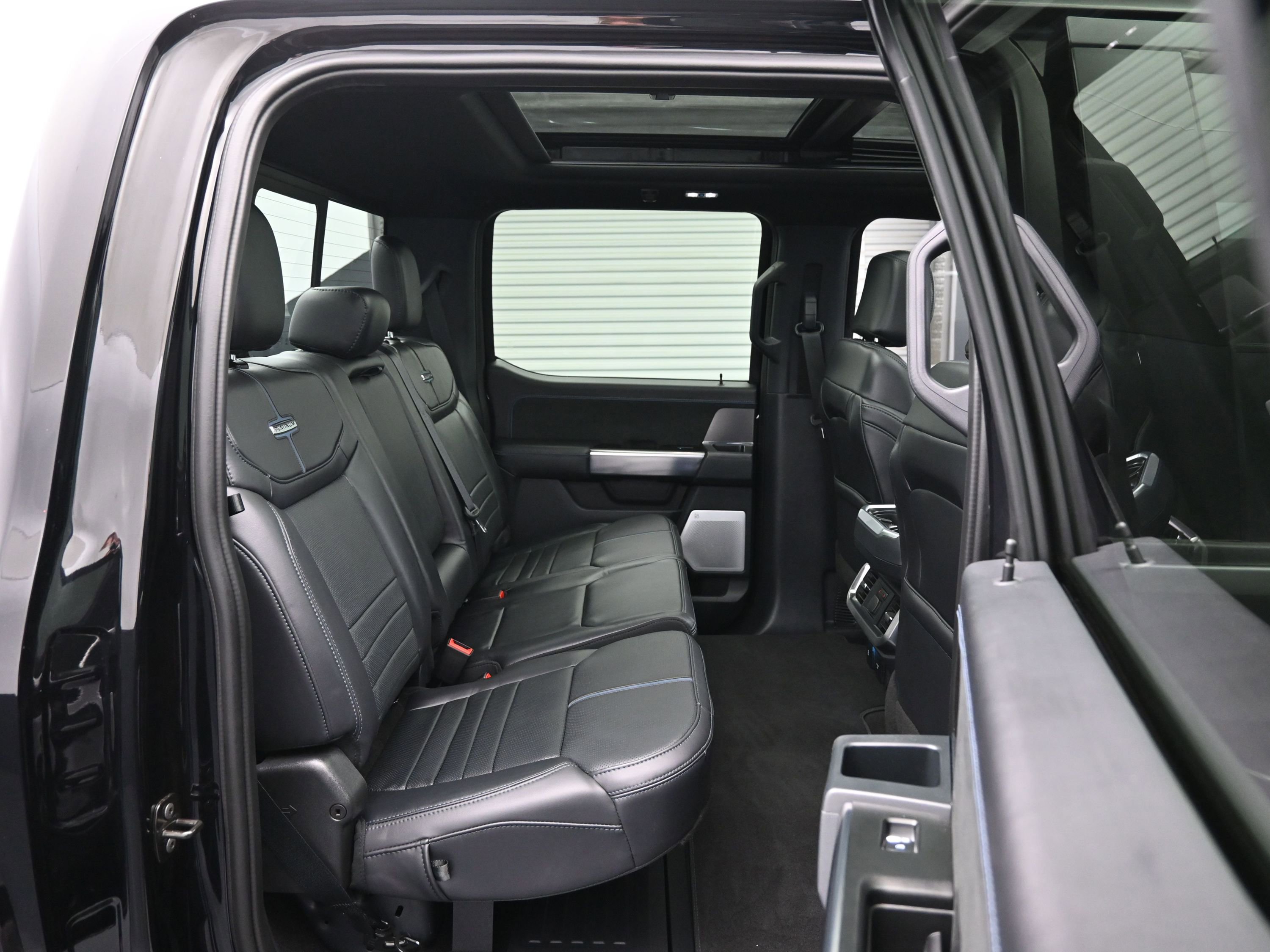 Used 2025 Ford F150 Platinum w/ Equipment Group 702A High image 12