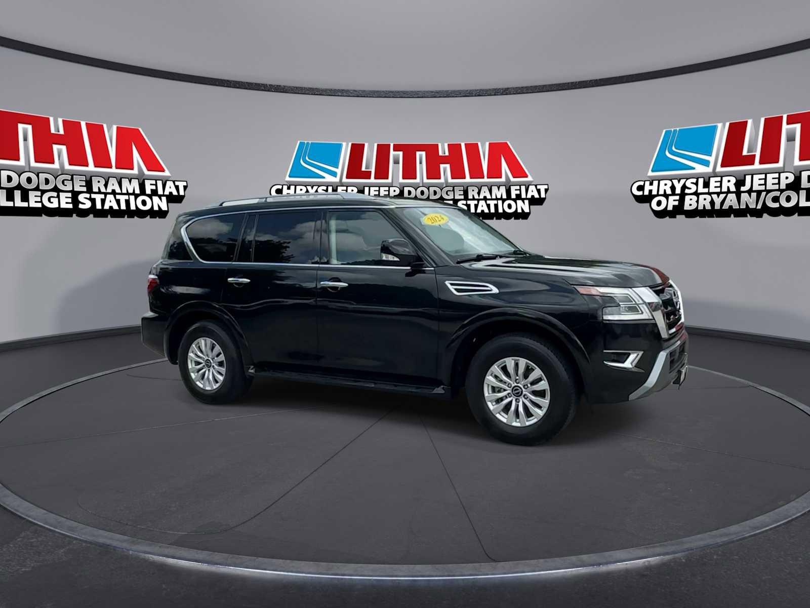 Used 2024 Nissan Armada SV AWD/4WD image 9