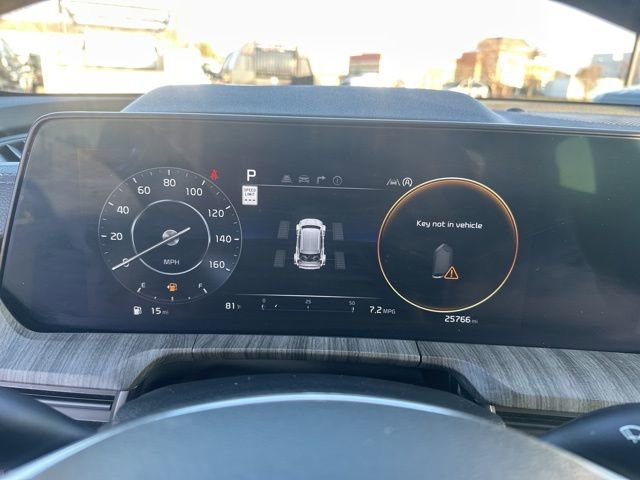 Used 2024 Kia Telluride SX Prestige w/ Towing Package image 21