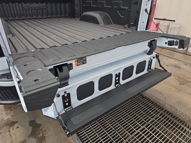 New 2026 GMC Sierra 3500 Denali w/ Denali Reserve Package image 38