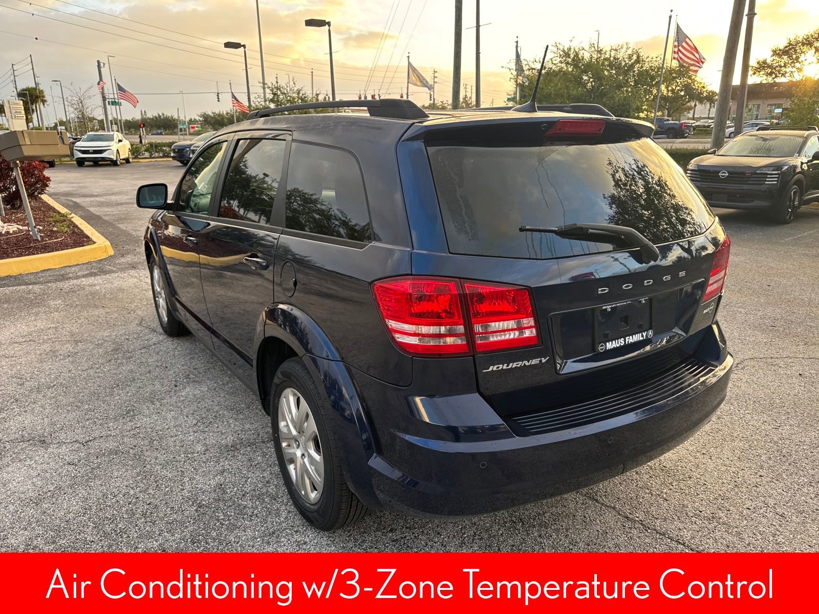 Used 2020 Dodge Journey SE w/ SE Popular Equipment Group image 9
