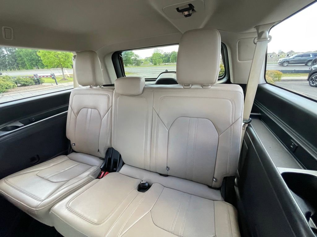 Used 2024 Ford Expedition Max Limited image 27