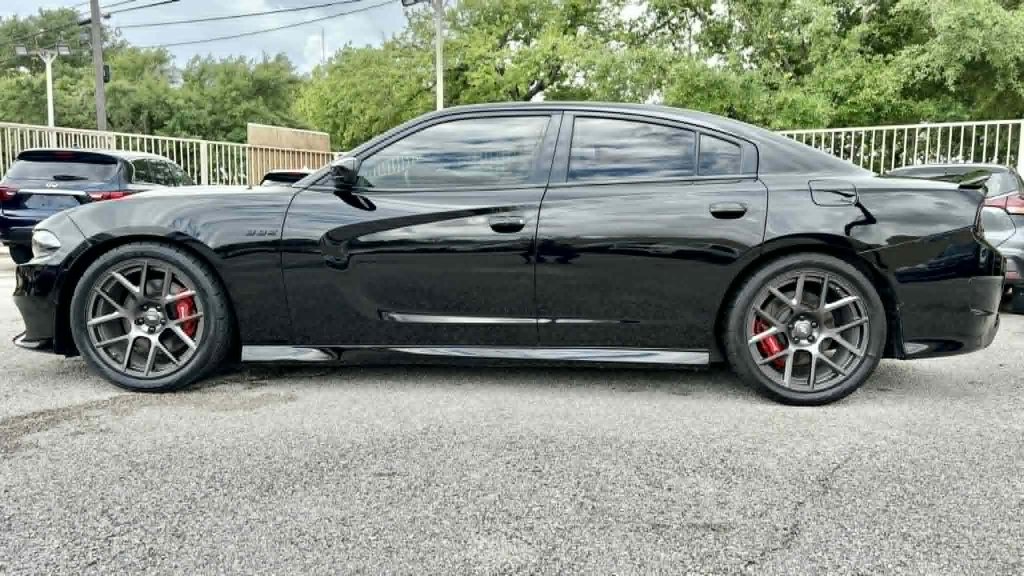 Used 2018 Dodge Charger R/T Scat Pack RWD image 8