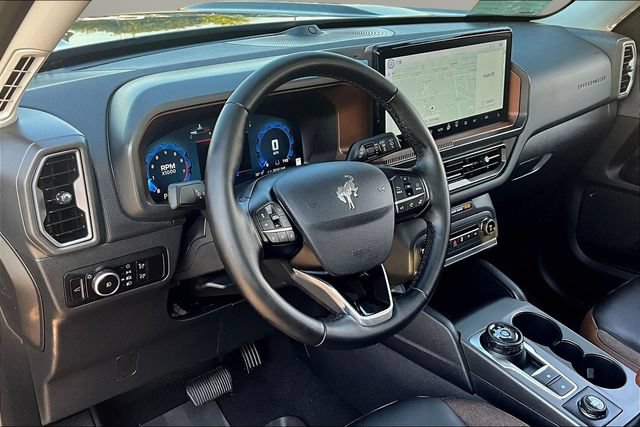 Used 2025 Ford Bronco Sport Outer Banks w/ Outer Banks Tech Package+ AWD/4WD image 17