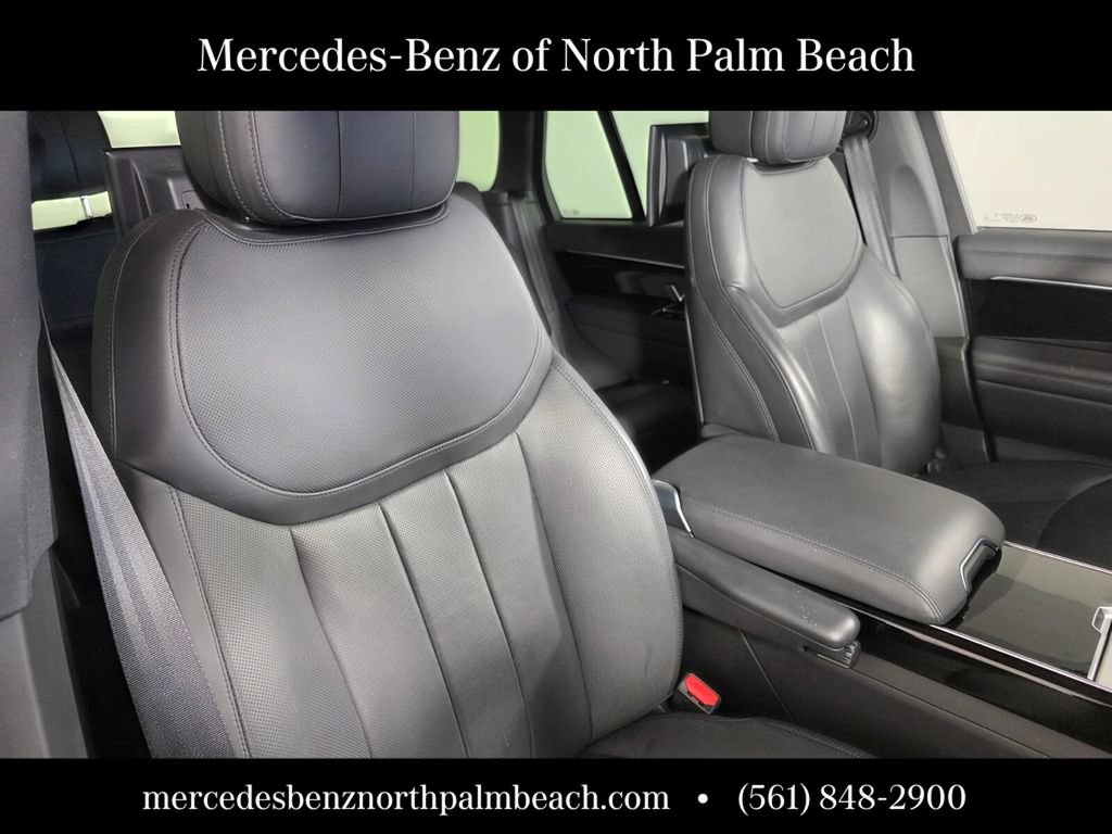 Used 2024 Land Rover Range Rover SE AWD/4WD image 29