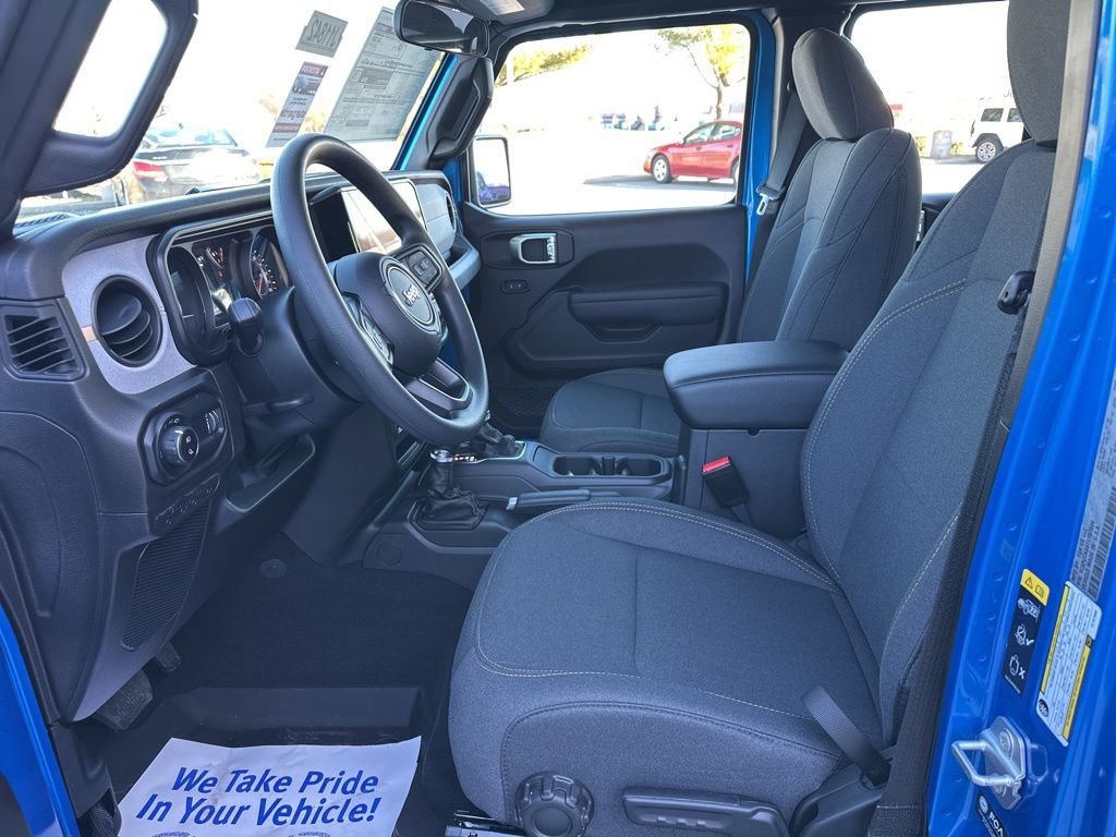 New 2026 Jeep Gladiator Sport AWD/4WD image 61