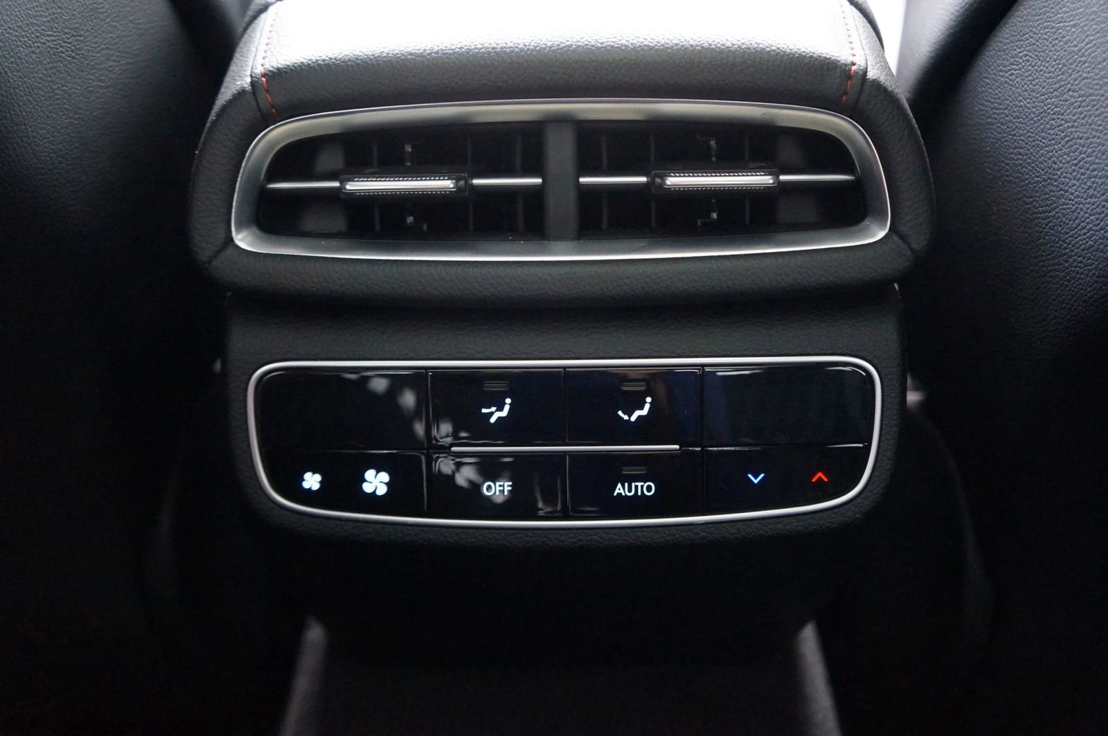 Used 2022 Genesis G80 3.5T Sport image 37