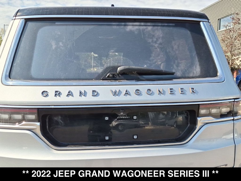 Used 2022 Jeep Grand Wagoneer Series III w/ Rear Seat Video Group 1 AWD/4WD image 19