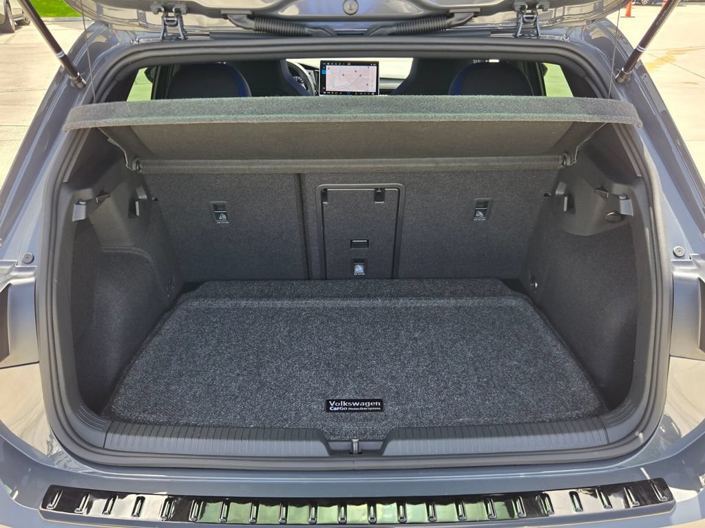 Certified 2026 Volkswagen Golf w/ Euro Style Package AWD/4WD image 13