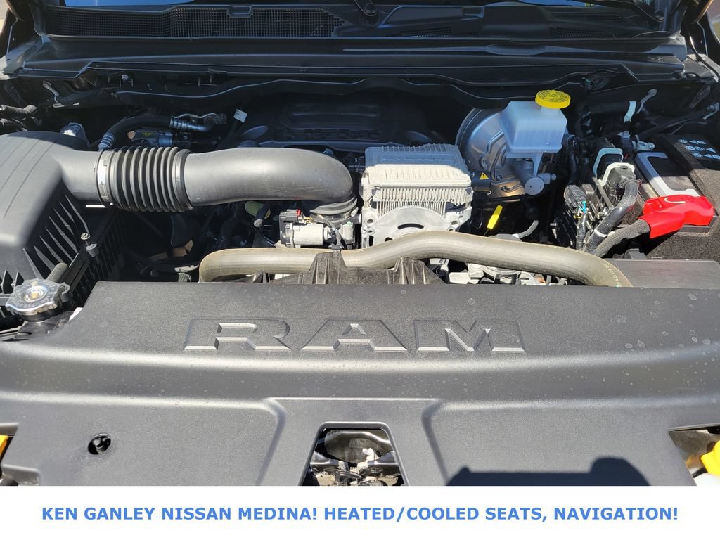 Used 2024 RAM 1500 Laramie AWD/4WD image 24
