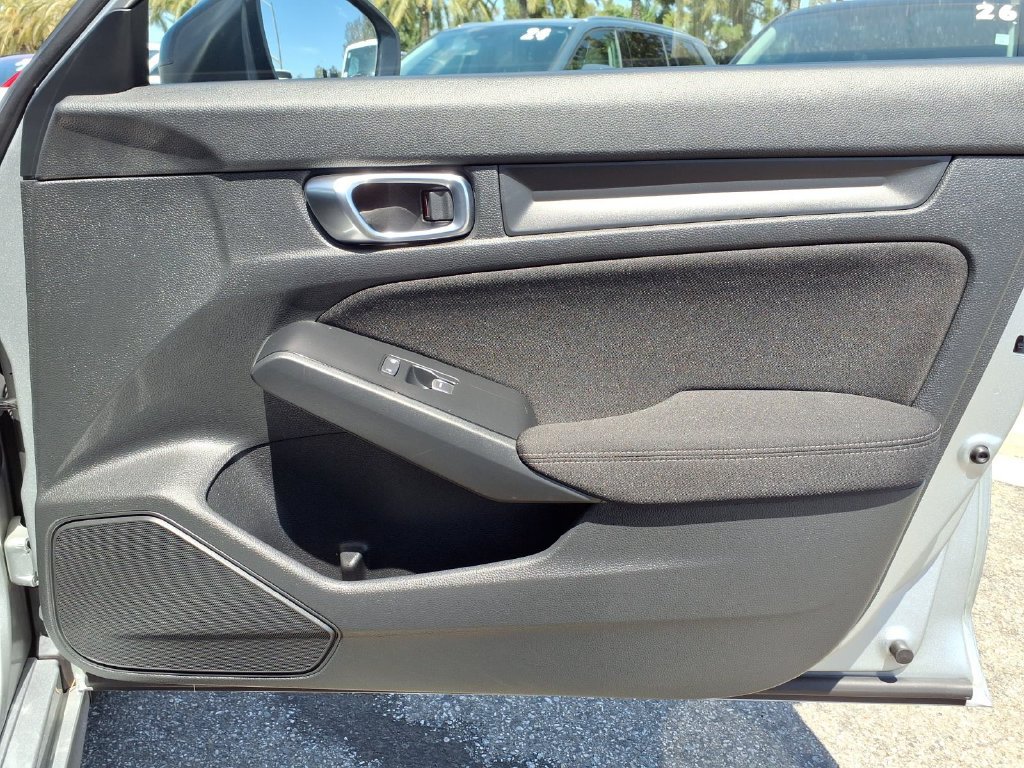 Used 2025 Honda Civic Sport image 22