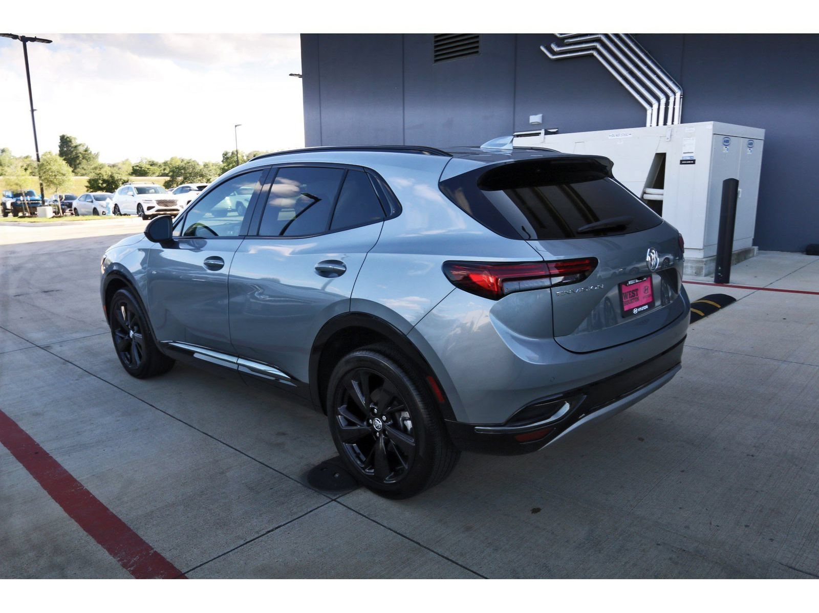 Used 2023 Buick Envision Preferred FWD image 6