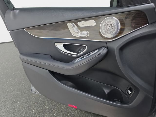 Used 2017 Mercedes-Benz C 300 4MATIC Sedan image 26