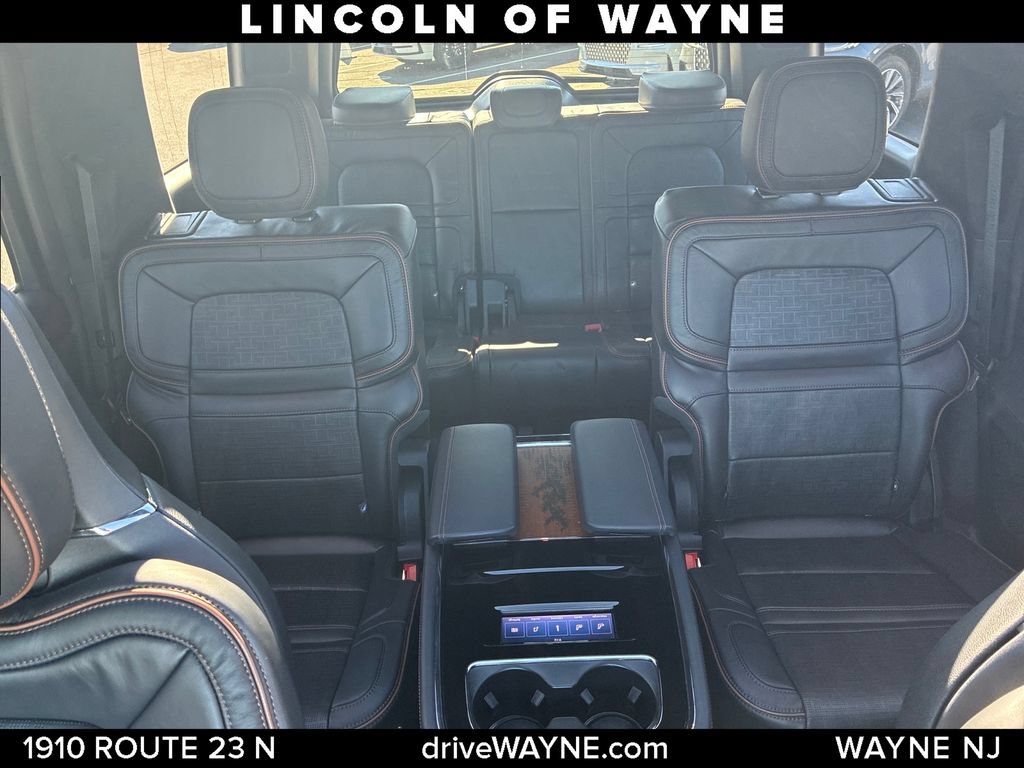 Certified 2024 Lincoln Navigator Black Label AWD/4WD image 16