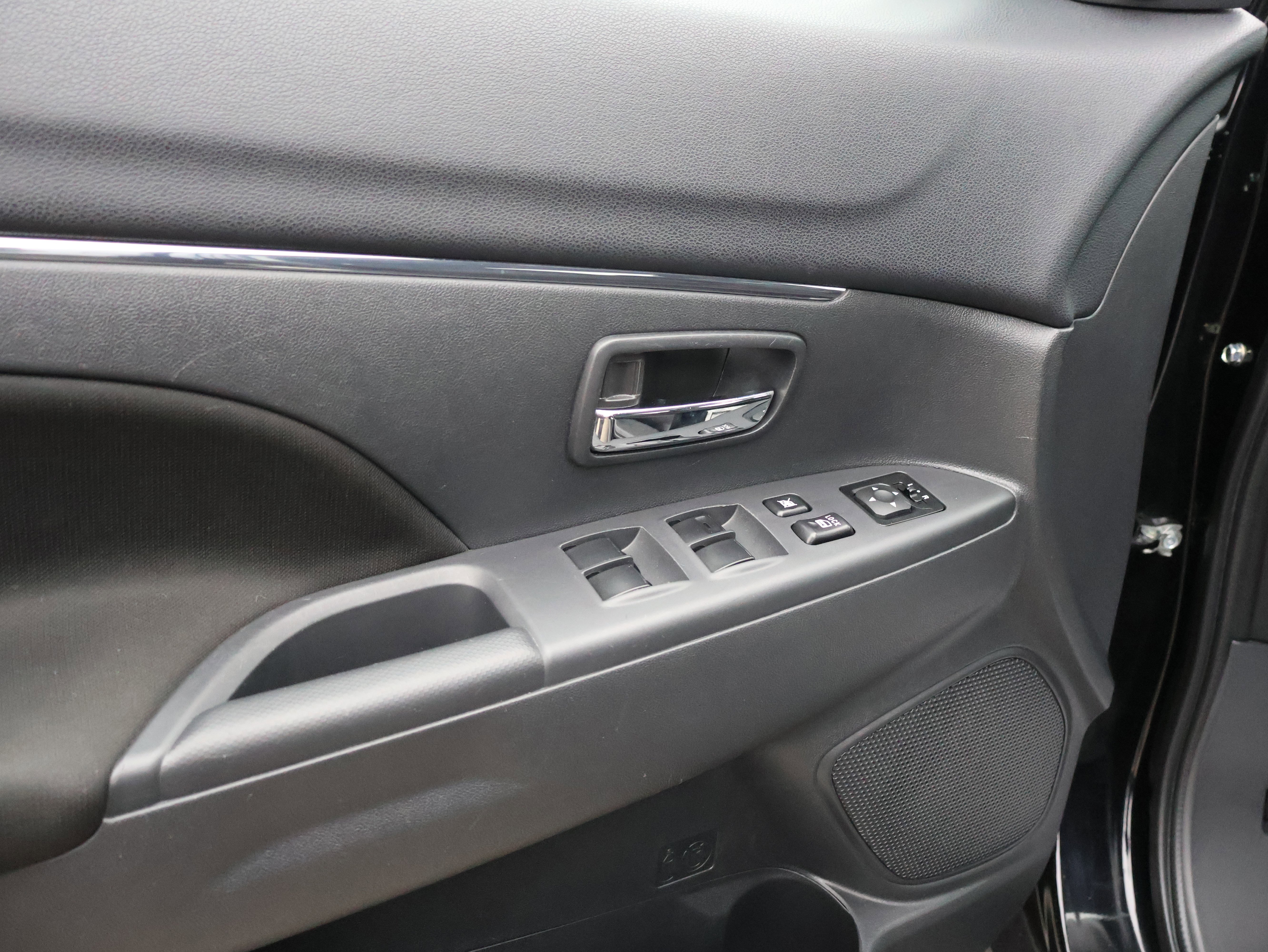 Used 2024 Mitsubishi Outlander Sport ES image 21