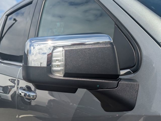 Used 2025 Chevrolet Silverado 1500 LTZ AWD/4WD image 10
