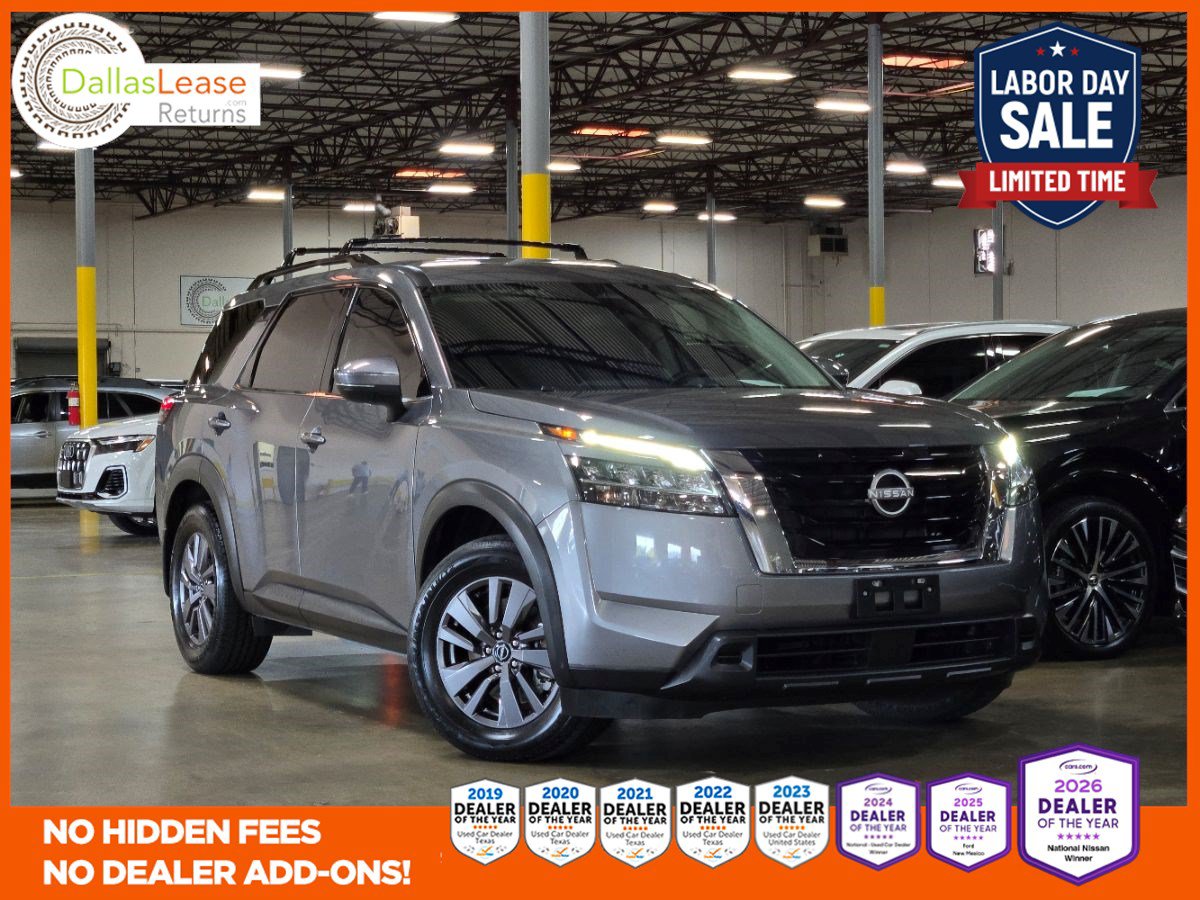 Used 2022 Nissan Pathfinder SV
