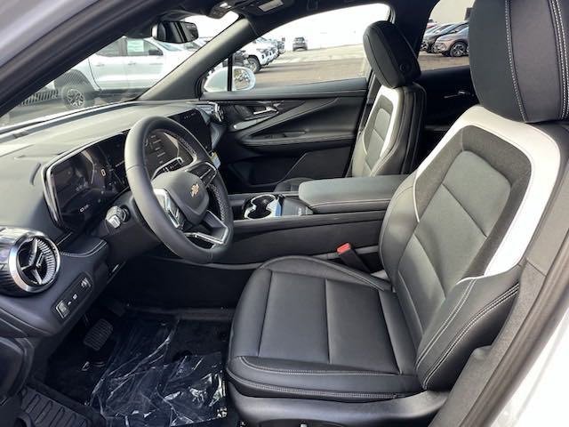 New 2025 Chevrolet Blazer EV LT image 11