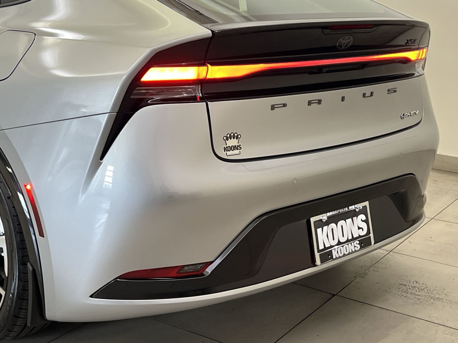 Used 2026 Toyota Prius Plug-In Hybrid FWD image 27