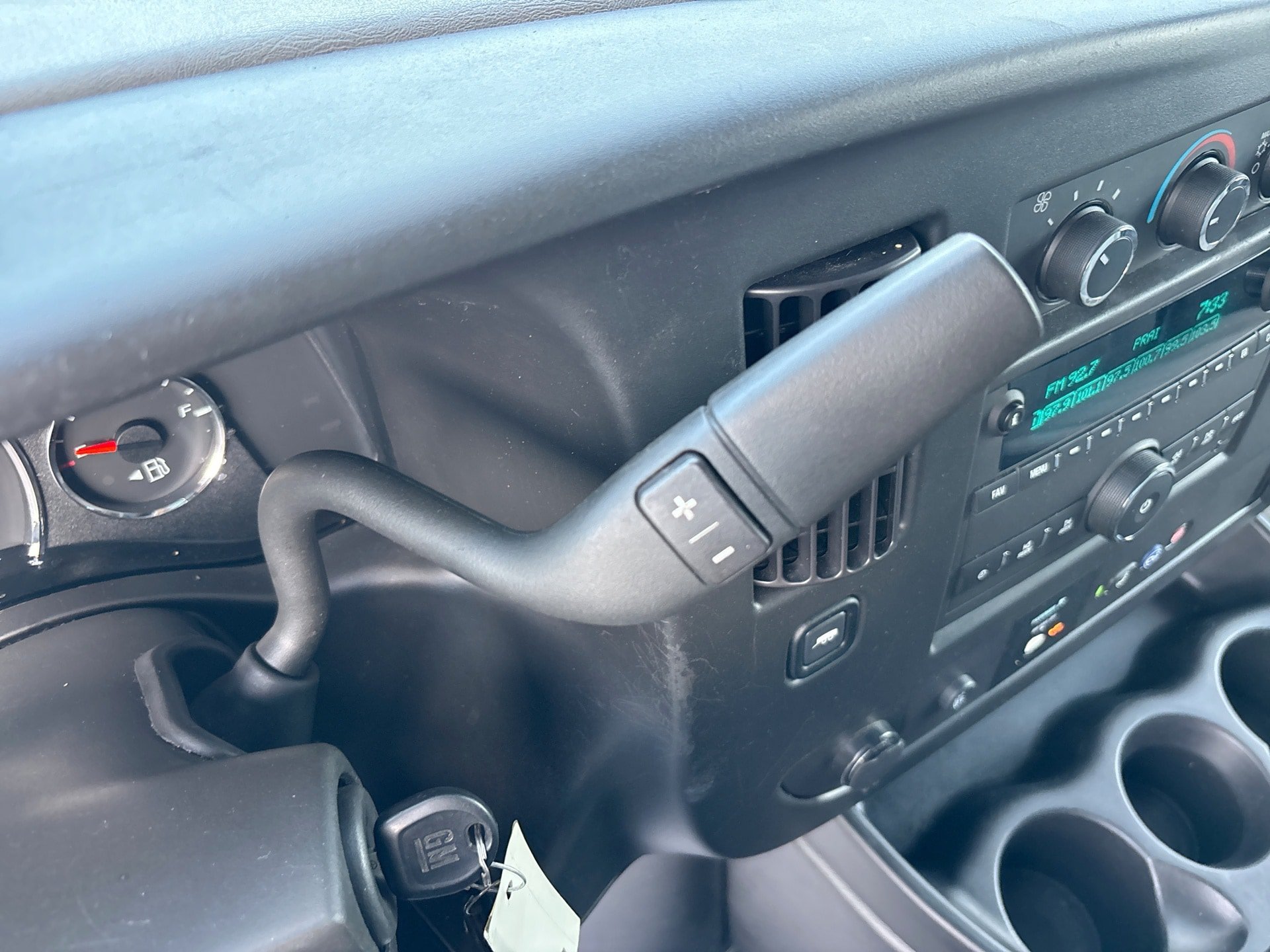 Used 2023 Chevrolet Express 3500 Extended w/ Driver Convenience Package RWD image 22