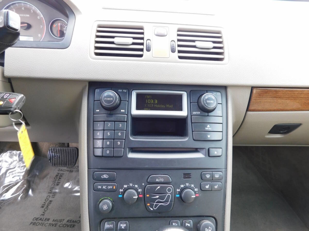 Used 2005 Volvo XC90 T6 image 11