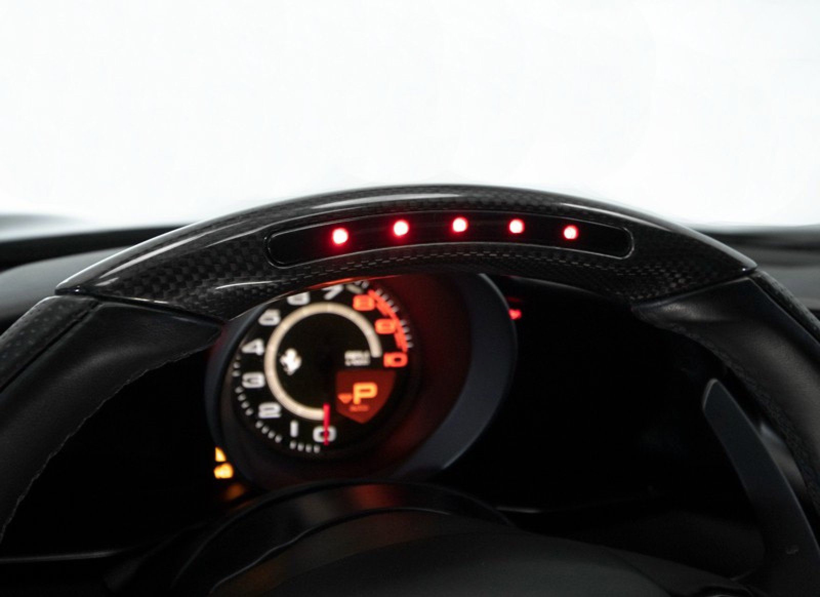 Used 2018 Ferrari 488 GTB image 25