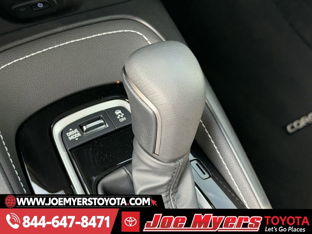 Used 2026 Toyota Corolla SE image 21