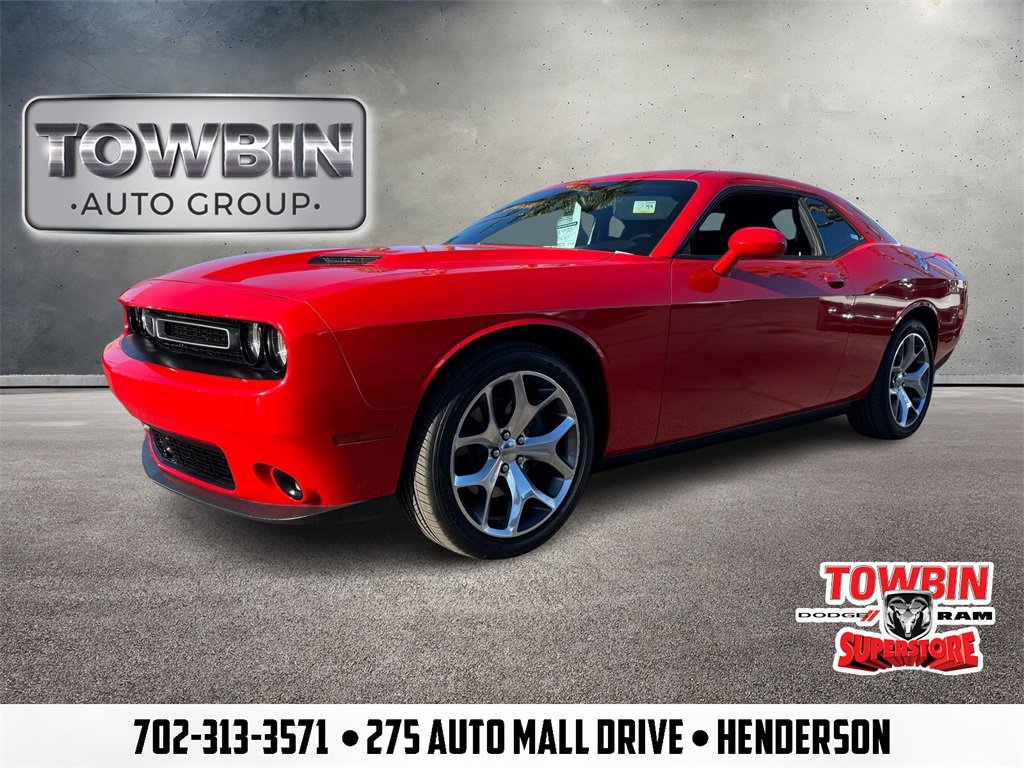 Used 2015 Dodge Challenger SXT Plus w/ Technology Group image 1