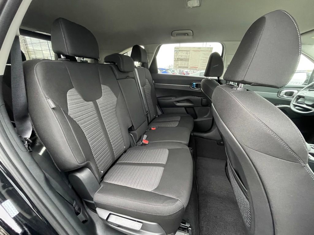 New 2026 Kia Sorento LX FWD image 27