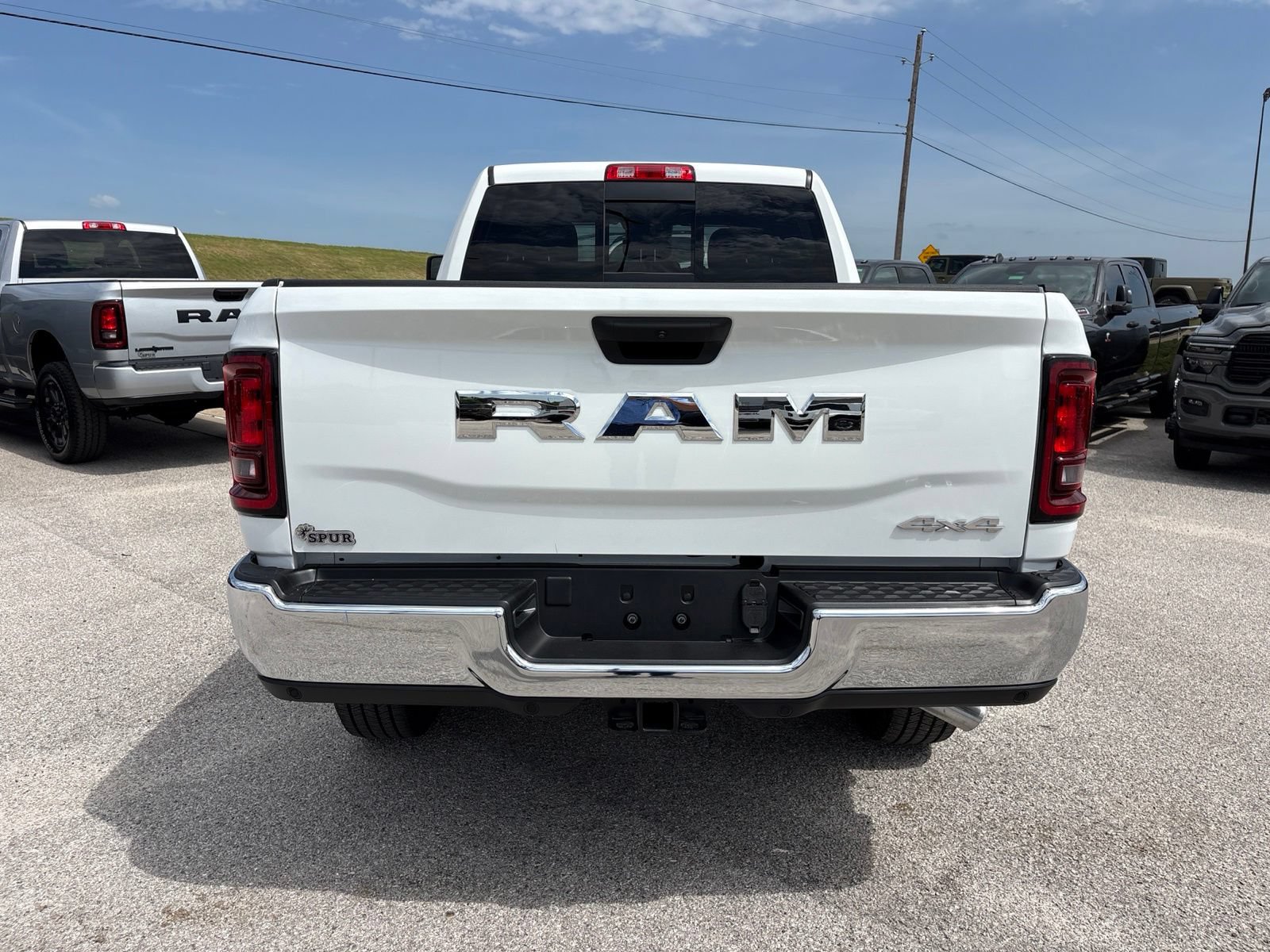 New 2026 RAM 2500 Tradesman AWD/4WD image 5