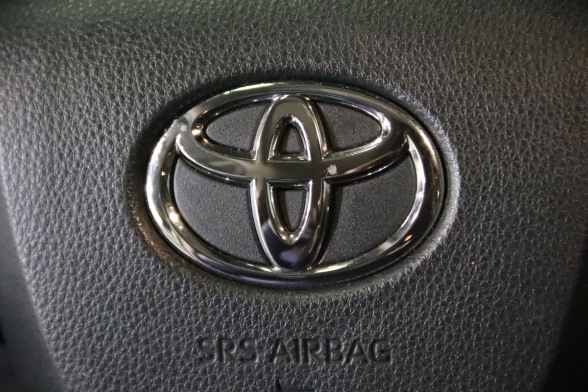 Used 2023 Toyota Sienna XLE FWD image 37