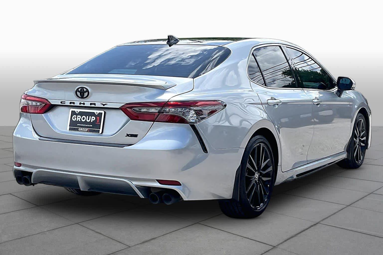 Used 2024 Toyota Camry XSE FWD image 13