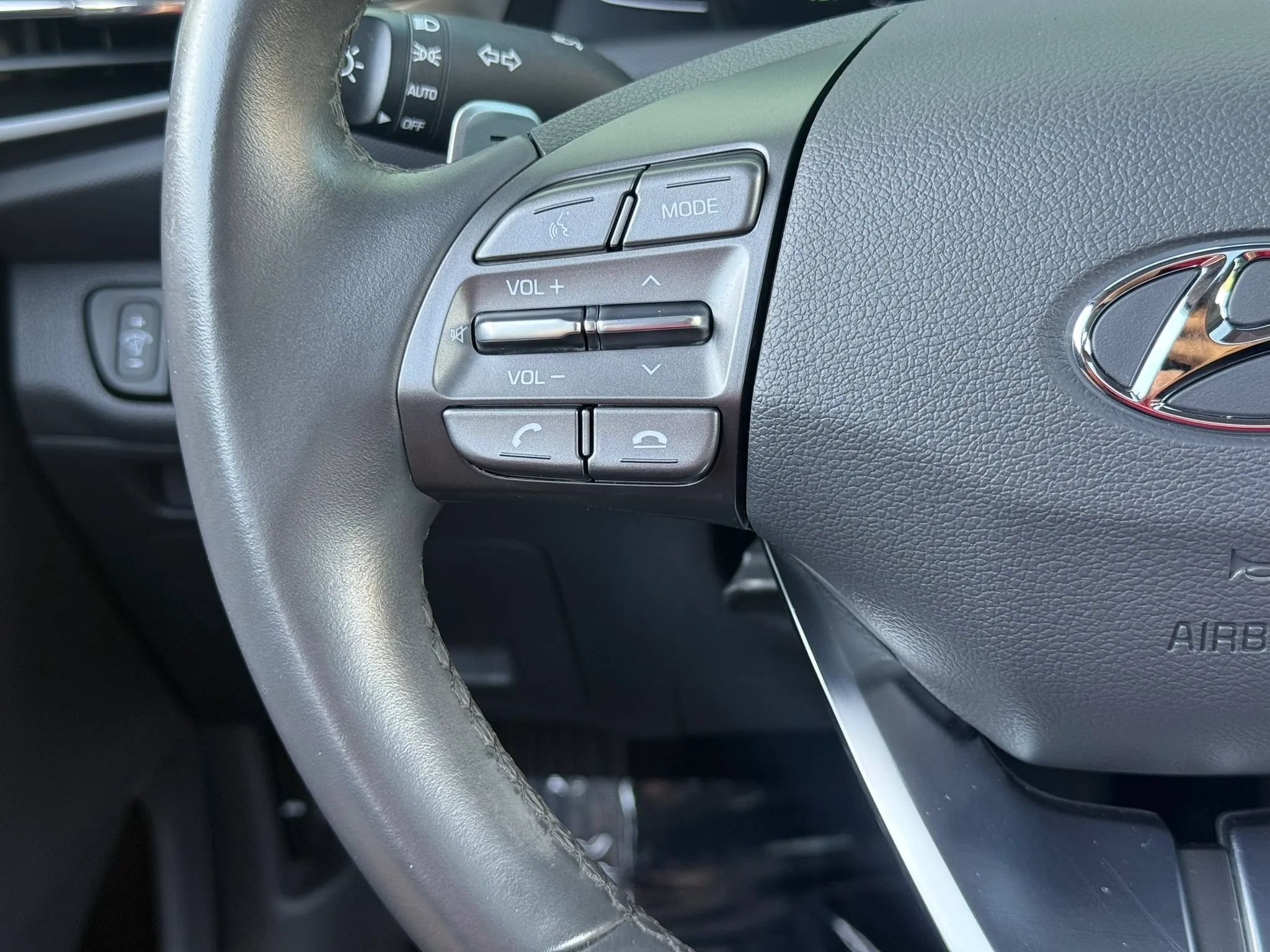Used 2022 Hyundai Ioniq SEL FWD image 18