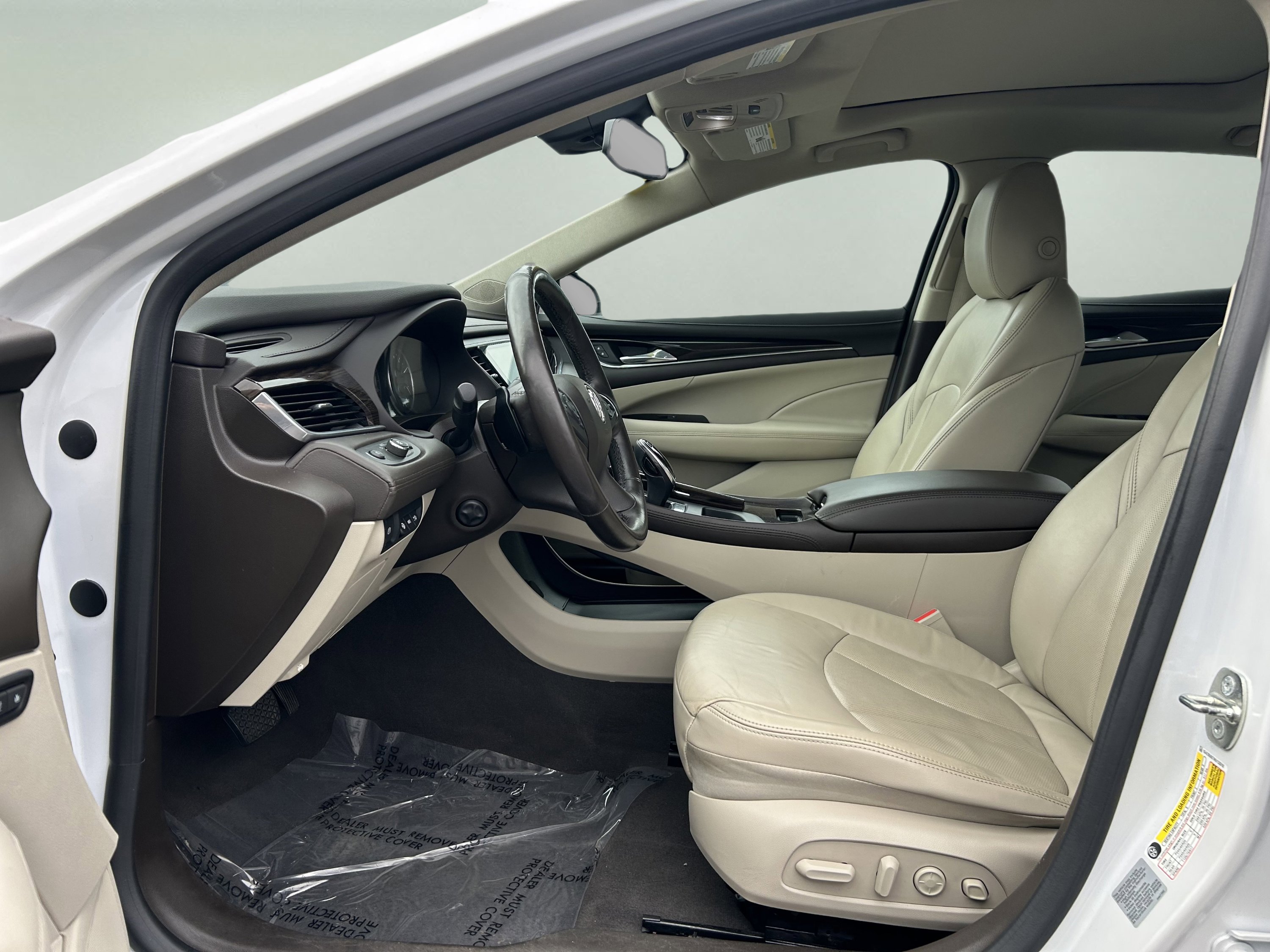 Used 2017 Buick LaCrosse Premium w/ Driver Confidence Package #2 image 9