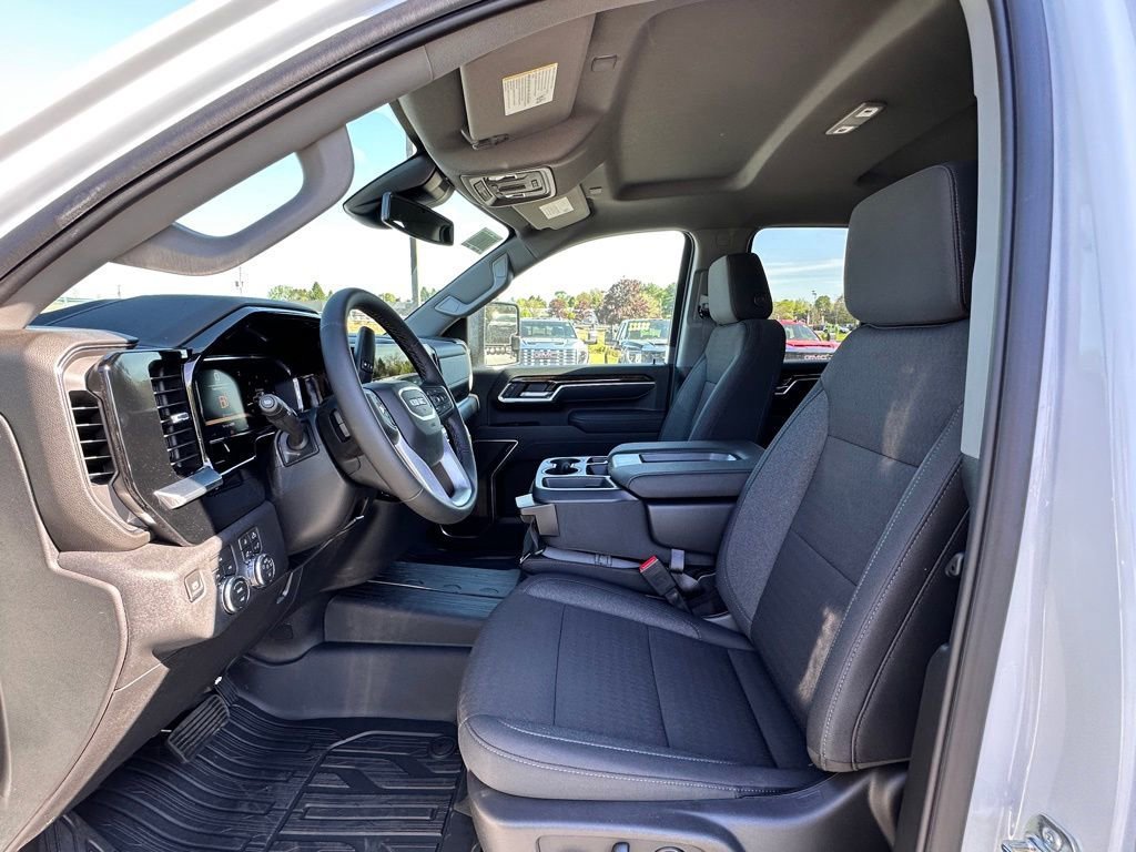 New 2026 GMC Sierra 2500 SLE w/ SLE Value Package; AWD/4WD image 14